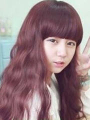 小女生最爱的韩式长发蛋卷头发型图片[4P]
