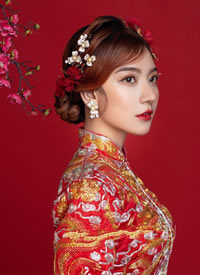 集古典秀美与一身韵味十足的中式新娘造型