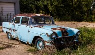 旧的生锈汽车图片(19张)
