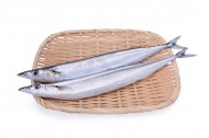 银色日式秋刀鱼图片(10张)
