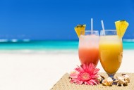 沙滩上的饮料图片(15张)