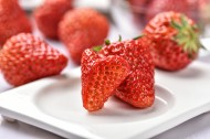 营养好吃的草莓图片(12张)