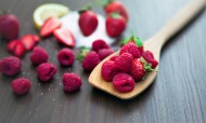 鲜红的树莓图片(10张)