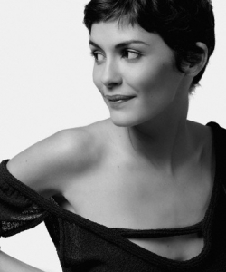 法国明星奥黛丽·塔图黑白质感写真图片