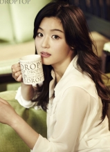 全智贤咖啡品牌宣传写真 散发女人香气