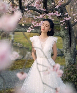 李沁白皙甜美品牌活动图片