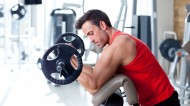 健身房健身的肌肉男图片(7张)