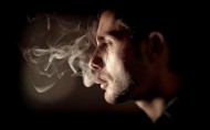 吸烟的人物图片(15张)