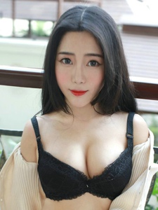 养眼美女兜豆靓Youlina内衣美胸妖娆写真