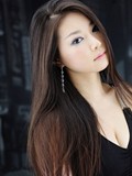 韩国顶级美女车模崔星儿性感写真集