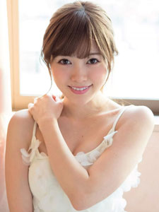 日本女星白石麻衣性感高
