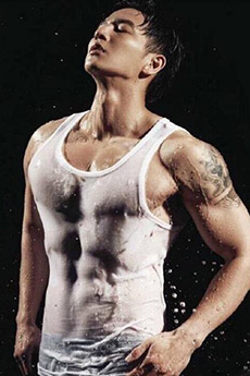 中国男模杨奇煜胸肌艺术图片