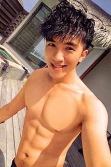 小鲜肉养眼帅哥写真图片