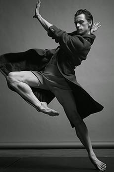 欧美芭蕾帅哥Sergei Polinin迷人艺术照片