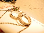美丽的订婚戒指图片(11张)