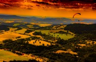 惊险的滑翔伞运动图片(1