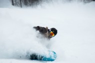 危险刺激的滑雪运动图片(15张)