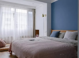 69平两居室，蓝色雅致，和白色很配