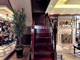 美式客厅楼梯装修效果展示