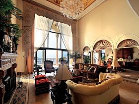 欧式巴洛克风格客厅窗帘案例展示