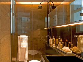 现代简约卫生间浴室淋浴房案例展示