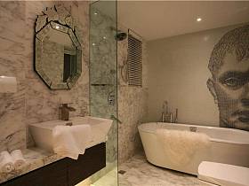 现代简约浴室淋浴房设计案例