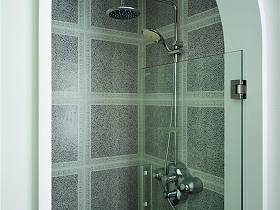 现代简约美式混搭浴室设计案例