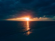 海面上的日出风景图片(15张)