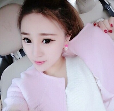 精致妆容的韩国美女陌陌qq头像大全