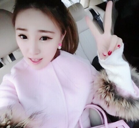 精致妆容的韩国美女陌陌qq头像大全