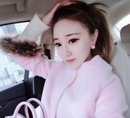 精致妆容的韩国美女陌陌qq头像大全