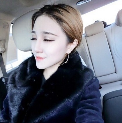 精致妆容的韩国美女陌陌qq头像大全