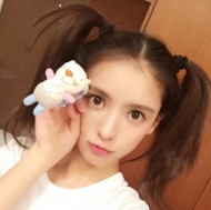 戴帽子的清纯萌妹子qq头像图片