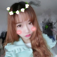 戴帽子的清纯萌妹子qq头像图片