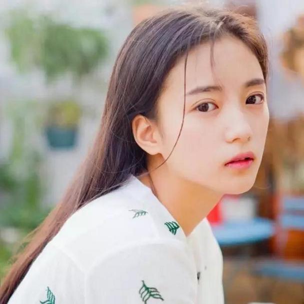 陌陌上清新森女系美女校花头像图片