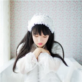 小清新长发微信女生纯白色头像图片