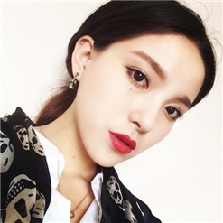 虐死人的漂亮女生微信陌陌头像图片