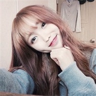 调皮可爱的漂亮女生qq头像图片