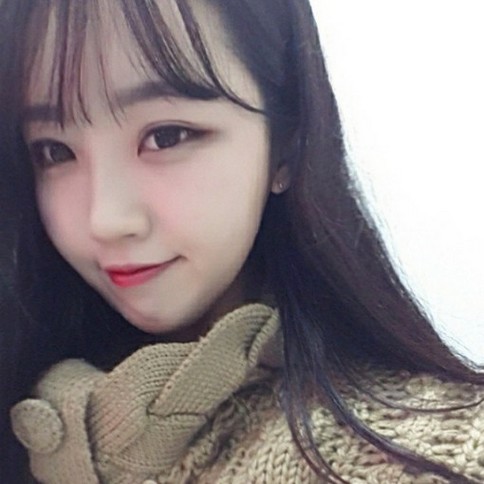长发飘飘的漂亮女生qq头像图片
