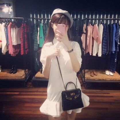 笑靥如花的气质女生微信头像图片