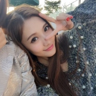 出水芙蓉的微信女生头像图片大全