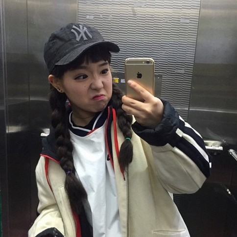 调皮可爱的qq漂亮女生头像图片