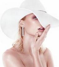 超凡脱俗的qq欧美女生头像大全