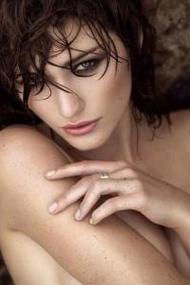 超凡脱俗的qq欧美女生头像大全