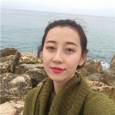 双眸迷人的微信女生头像图片欣赏