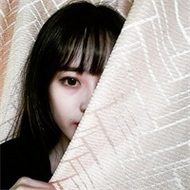 漂亮的长发微信美女复古风自拍头像图片