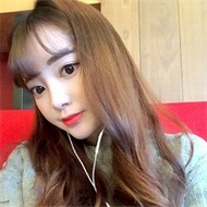 漂亮的长发微信美女复古风自拍头像图片