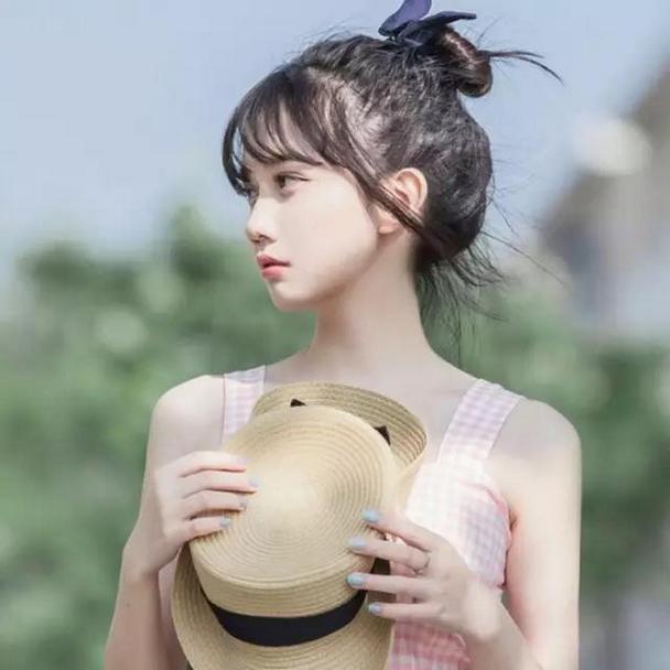 清新甜美的女生qq唯美景色头像图片