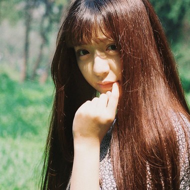 好看的清纯长发美女qq头像图片