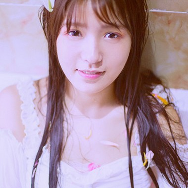 清纯好看的氧气女生qq头像图片